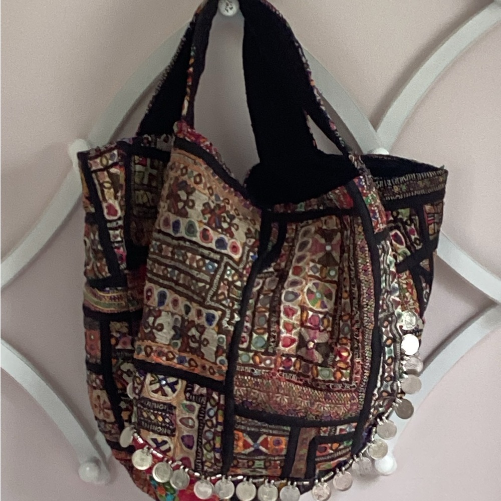 Tyli Malibu~PRANA~Design House Embroidered Multicolor HOBO Bag.